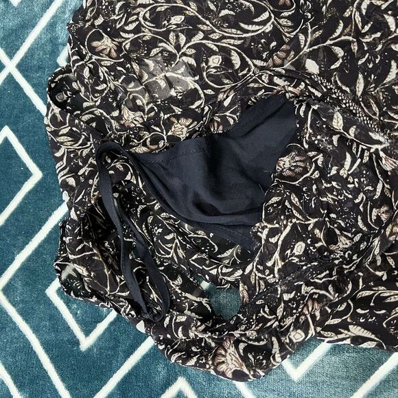Velvet by Graham & Spencer Black Floral Print Midi Dress Tie Waist Ruffled Small - Picture 10 of 14